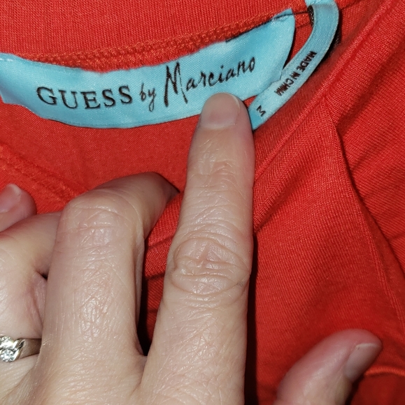 ☃️BOGO 1/2 OFF☃️ EUC Guess strapless - Picture 2 of 3